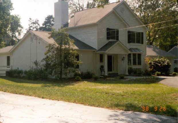 Home 615 ca1998.jpg (24806 bytes)